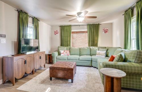 Elkton Casa | Fenced-In Yard Home 7 Mi to Shenandoah Natl Park