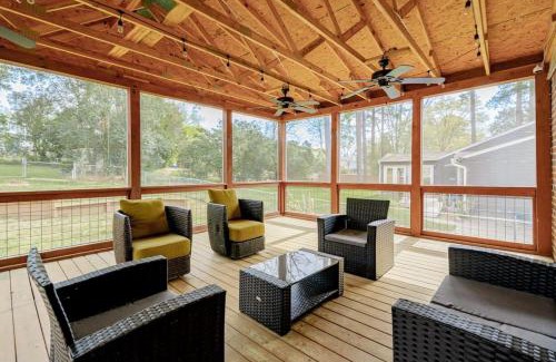 Columbia Casa | Fenced Yard 10 Mins to Lake Murray