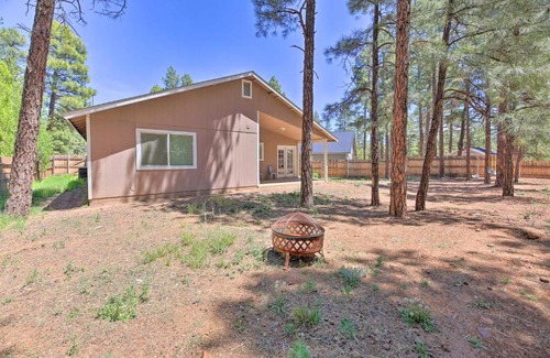 Torreon Casa | Fenced Yard, Fire Pit Quiet Show Low Home!