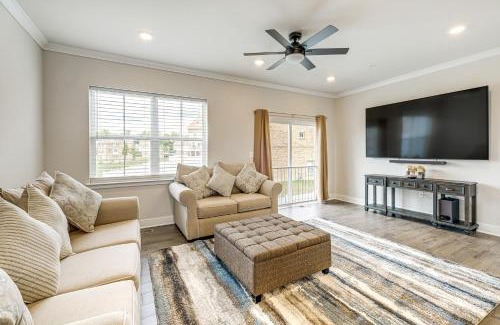 Waldorf Casa | Fenced Yard Spacious Southern Maryland Townhome!