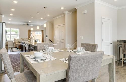 Waldorf Casa | Fenced Yard Spacious Southern Maryland Townhome!