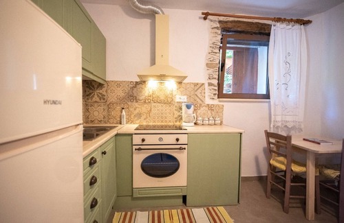 Livadia Apartamento | Feneri 3 -Cozy rustic Apt 20' from Elafonisi beach