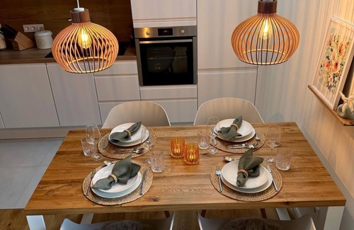 Rysum Apartamento | "Fenja" - Cozy maisonette apartment with terrace in the historic courtyard in Rysum -