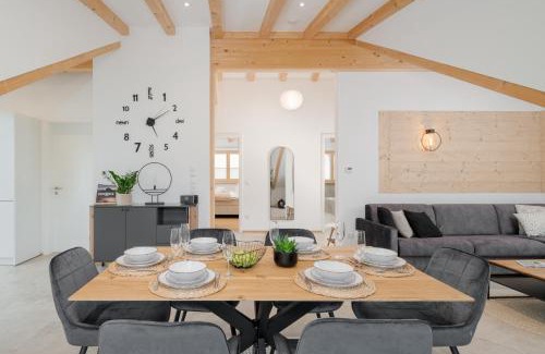 Bernau am Chiemsee Apartamento | FENJOY Ferienapartments am Chiemsee mit Bergblick