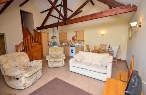 Irstead Casa | Fennel Cottage - How Hill - Private Fishing Lake for complex