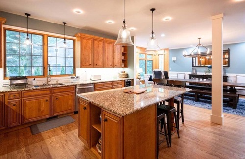 Saugatuck Casa | Fennville Stunner! Hot tub, Theatre, Assoc Lake MI Beach