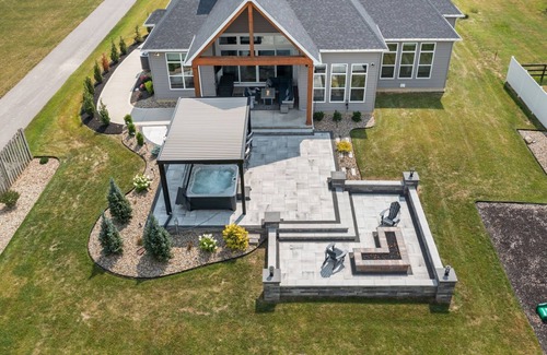 Columbia Township Casa | Feral Woods - Tranquil Private Getaway