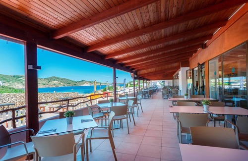 Platges de Fornells Apartamento | Fergus Club Carema Splash