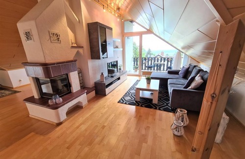 Neustadt-Gimmeldingen Apartamento | Ferienwohnung Pfalzblick - Appartement/fewo, Dusche, WC, Terrasse