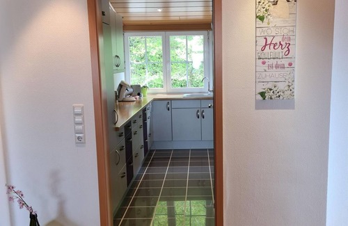 Neustadt-Gimmeldingen Apartamento | Ferienwohnung Pfalzblick - Appartement/fewo, Dusche, WC, Terrasse