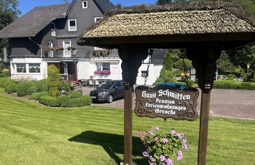 Elkeringhausen Apartamento | Ferienwohnung "orkeblick" mit Küchenzeile