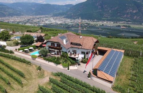Appiano Sulla Strada del Vino Apartamento | Ferienwohnungen Lanserhof