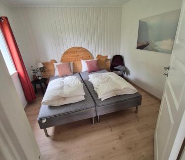 Austrheim Casa | Feriehus på Leirvåg/Austrheim