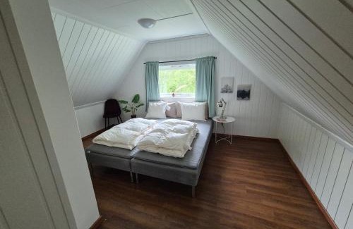 Austrheim Casa | Feriehus på Leirvåg/Austrheim