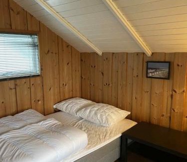 Lokken Chalet De Esquí | Feriehytte - Lille Knudsgaard