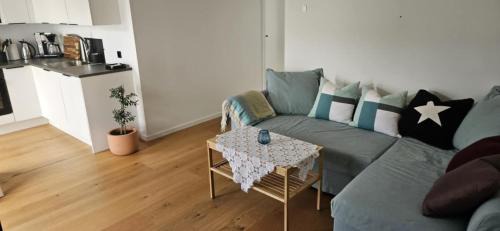 Lillesand Apartamento | Ferieleilighet til leie nær Dyreparken, Sørlandssenteret, sjøen og Lillesand