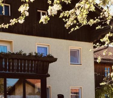 Traunreut Apartamento | Ferien an der Traun