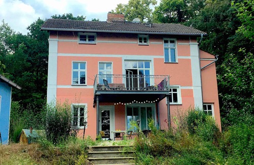 Buckow Apartamento | Ferienwohnung am See mit Eigener Sauna