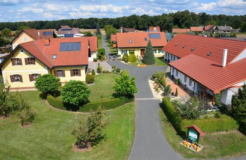 Welten Apartamento | Ferien- & Kürbishof Majczan