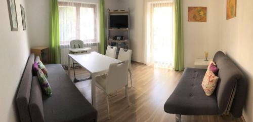 Fuerth Apartamento | Ferien-und-Messeappartement-Falke