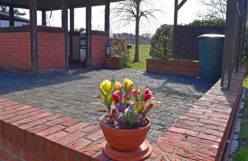 Alt Bukow Apartamento | Ferien unterm Reetdach bis zu 6 Personen