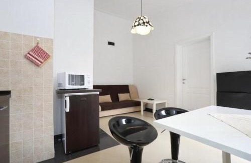 Gornji Karin Apartamento | Ferienapartment Mit Balkon Für Fünf Personen