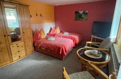 Ribnitz Apartamento | Ferienbungalow Zum Blumengarten