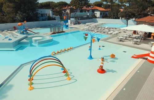 Lido di Spina Casa | Feriendorf Mare Pineta Ametista für 5 Personen