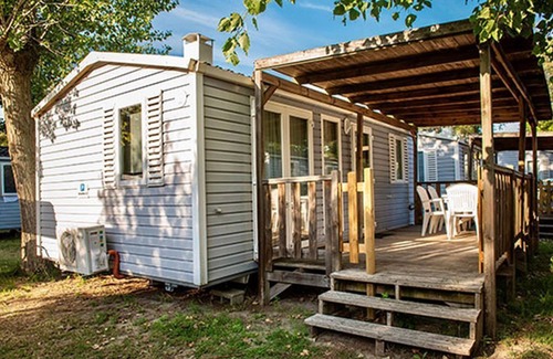 Lido di Pomposa Casa | Feriendorf Vigna sul Mar Lodge Comfort PET für 5 Personen