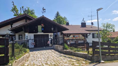 Neuschoenau Casa | Ferienhäuser zum Badeweiher