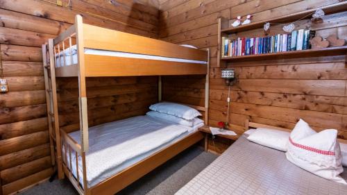 Woergl Apartamento | Ferienhütte Puutz