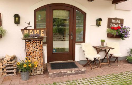 Russbach am Pass Gschuett Apartamento | Ferienhaus Höll