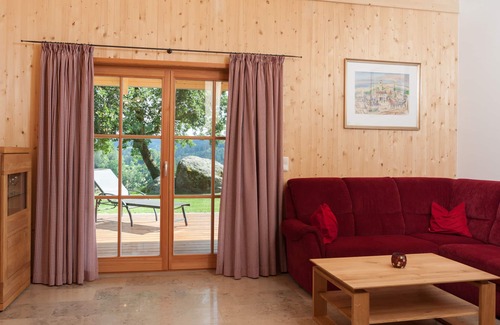 Brennberg Chalet De Esquí | Ferienhaus am Bauernhof in Sehr Ruhiger Lage mit Panoramablick