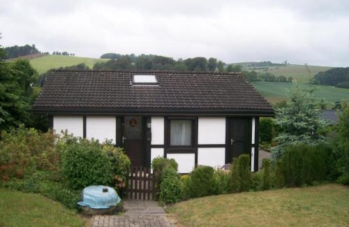 Feriendorf Hennesee Casa | Ferienhaus am Hennesee mit Terrasse, cleaning included