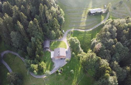 Grossdorf Apartamento | Ferienhaus am Waldrand von Egg Bregenzer Wald