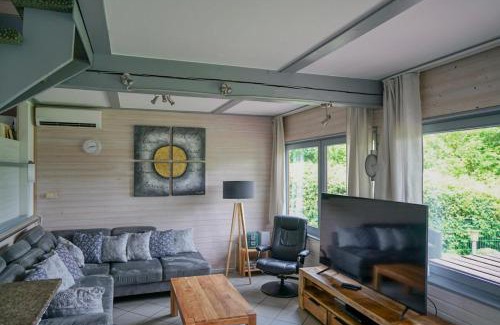Seepark Kirchheim Casa | Ferienhaus "Bären Ecke" am See im Bergland