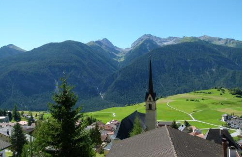 Albula-Alvra Casa | Ferienhaus Bensel