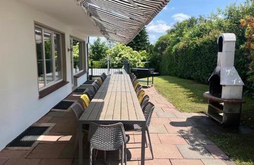 Braunlage Casa | Ferienhaus BergZeit mit Garten, Grill, Terrasse, maximal 20 Personen