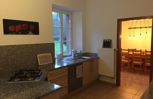 Schillingen Casa | Ferienhaus Burg Heider Mühle - Ferienhaus, Dusche und Bad, WC, 3 Schlafräume