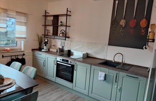Mengersgereuth-Hammern Casa | Ferienhaus Eden Frankenblick I Familien-Ferienhaus I nahe Skipiste l Spielzimmer I Waschmaschine I kostenlos parken I WLAN I Spülmaschine