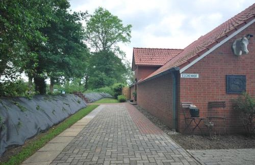 Uplengen Casa | Ferienhaus Eichenhof 35648