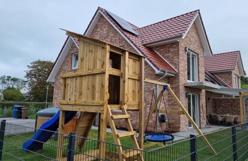 Butjadingen Apartamento | Ferienhaus für 10 Gäste mit 140m² in Eckwarden
