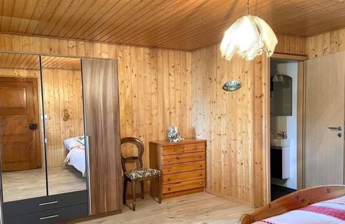 Courtepin Casa | Ferienhaus für 6 Gäste mit 130m² in Barberêche