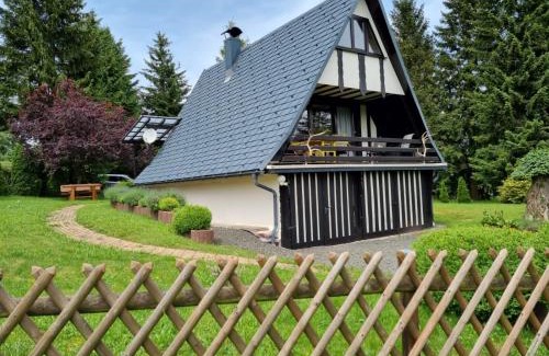 Emsetal Apartamento | Ferienhaus Falknerei am Rennsteig