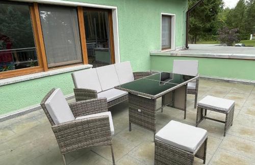 Gross-Sarchen Apartamento | Ferienhaus Family and Friends am Knappensee