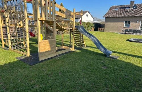 Eicherscheid Casa | Ferienhaus "Familytime" mit großem Garten