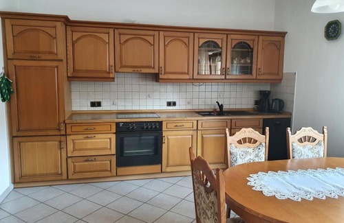 Morbach Casa | Ferienhaus/gästehaus Knöppel - Ferienhaus, Dusche und Bad, WC, 3 Schlafräume