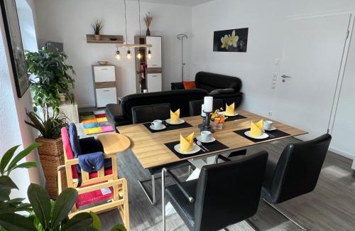 Apeldorn Apartamento | Ferienhaus "Golden Delicious" Meppen Ebenerdig Carport Terrasse Neubau NETFLIX Free WIFI 2 Schlafzimmer Küche GästeWC
