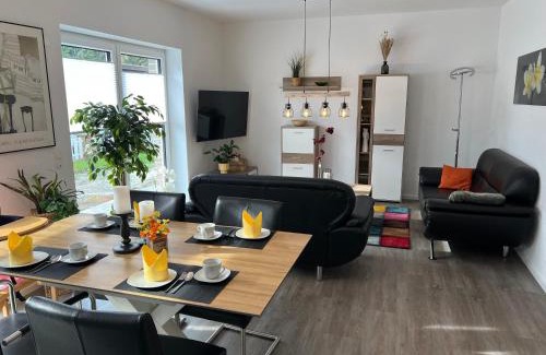 Apeldorn Apartamento | Ferienhaus "Golden Delicious" Meppen Ebenerdig Carport Terrasse Neubau NETFLIX Free WIFI 2 Schlafzimmer Küche GästeWC