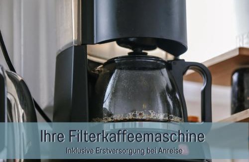 Hockelheim Casa | Ferienhaus Höckelheim- 300qm - 3 Wohnungen - 12 Zimmer - bis 18 Gäste - Kleinkinder reisen gratis - für Familien und Gruppen - Küchen mit Spülmaschine Backofen, Mikrowelle - Smart-TV - WLAN - Fußbodenheizung, Klimaanlage & Raffstores - nähe Göttingen